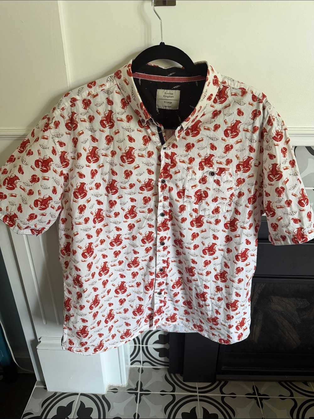 Red Lobster Print Short Sleeve Button-Up Shirt